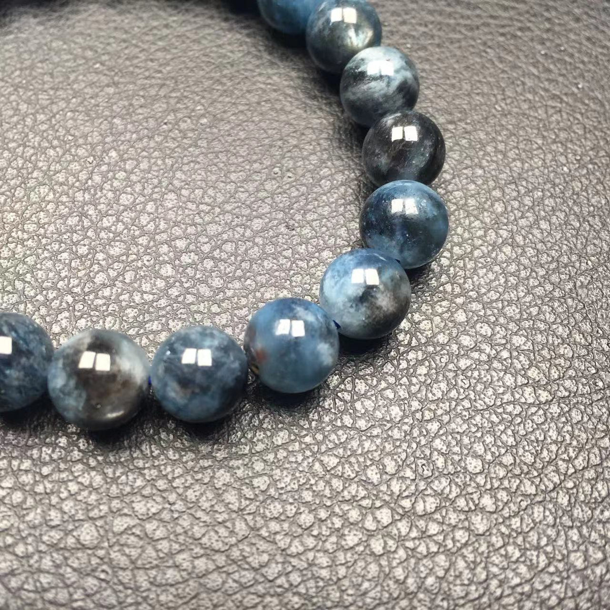 Flashy devil aquamarine bracelet-魔鬼海蓝宝手串