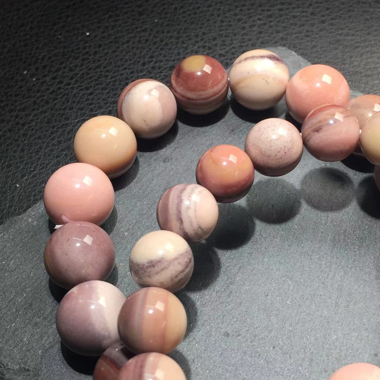 100% Opal Stone Sliver Bracelet, 10gm at Rs 2200/piece in New Delhi | ID:  26171438862