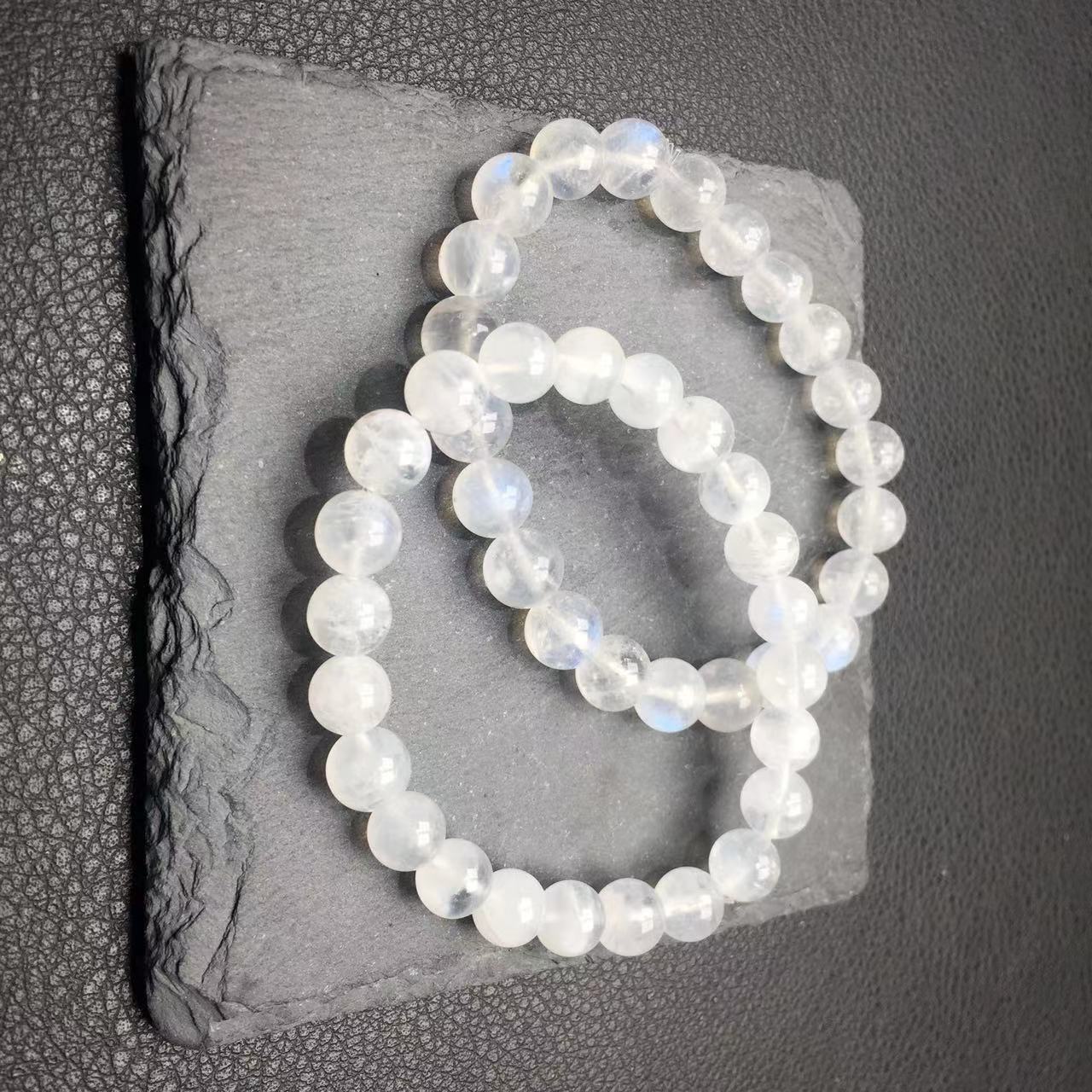 Flashy white moonstone bracelet